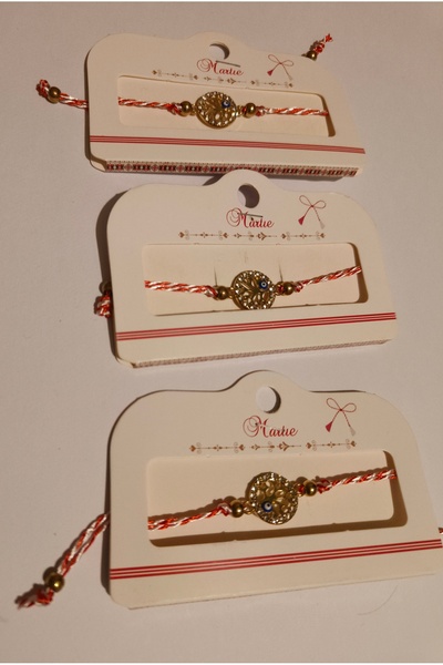 Nu Martisor string bracelet