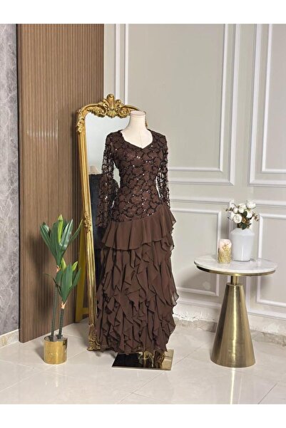 vanus fashion 6786 - فستان سواريه بني فخم بتطريز لامع وتنورة كشكش طبقات