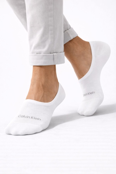 Calvin Klein CKJ 2' li pamuklu görünmez erkek çorap