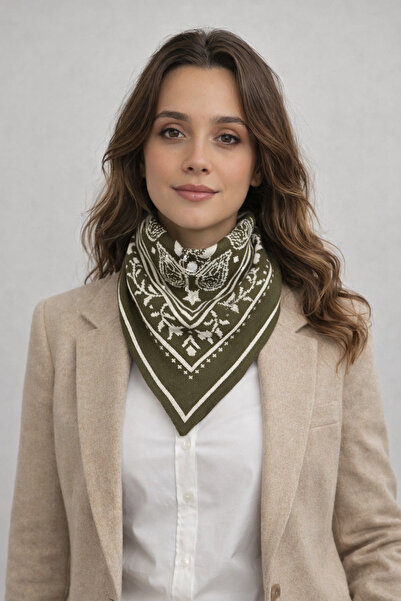 Sebir Moda Eșarfă triunghiulară din tricotaj cu model etnic, cu două fețe