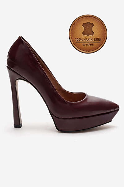 Ayakkabı Ateşi حذاء نسائي من الجلد الطبيعي باللون العنابي اللامع بكعب عالٍ وم...