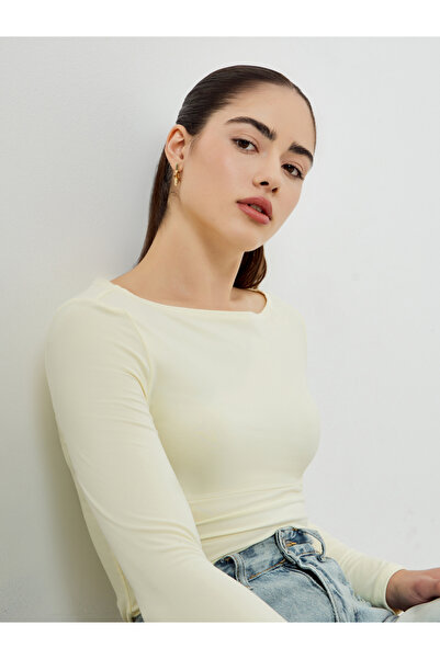 Styli Cream Boat Neck Long Sleeve T-Shirt
