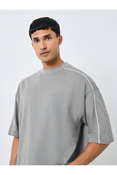 Styli Men Grey Boxy Fit Contrast Piping T-Shirt