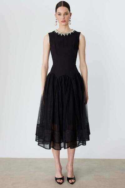 Ekol Yakası İncili Eteği Tül Maxi Elbise