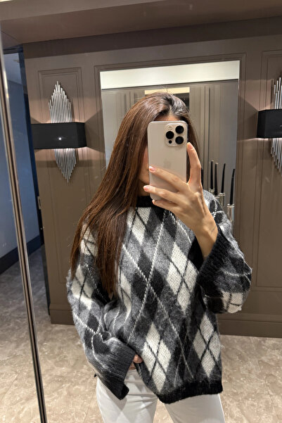 Eka Women's Gray Diamond Pattern Slit Oversize Sweater 1014-2366