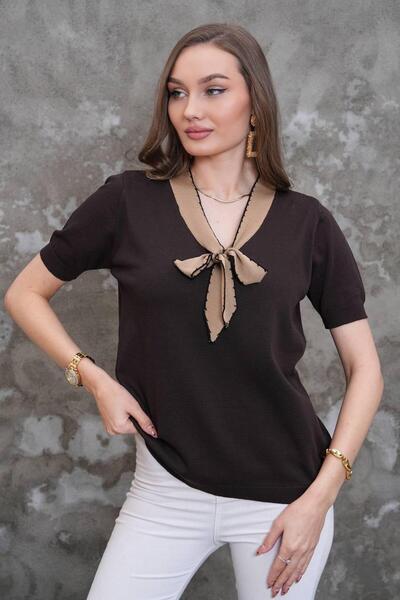 D LAVELLA Women's Collar Fluar Detail Short Sleeve Knitwear Blouse