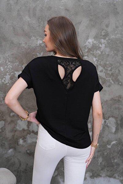 D LAVELLA Women's Back Detail Blouse