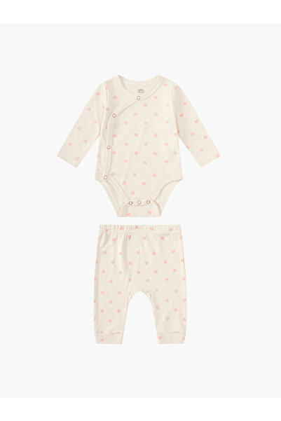 Mother's Choice By Styli طقم بيبي هارت تريل مكون من بدلة داخلية وبنطال مضلّع