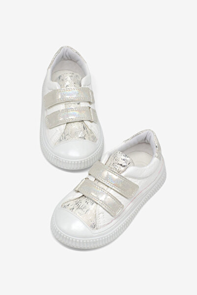 Tonny Black Παιδικά Unisex Λευκά Παιδικά Αθλητικά Παπούτσια με Λεπτομέρεια απ...