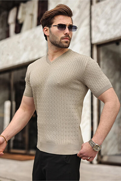 Madmext Ανδρικό πλεκτό μπλουζάκι με κοντό μανίκι και λαιμόκοψη V με βιζόν E7467