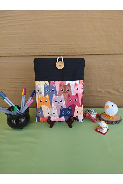 Talay Accessories Renkli Kedi Desenli Tablet Kılıfı Siyah, Ahşap Düğmeli Kuma...