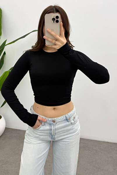 Bipantolon Bluză neagră de damă, cu mânecă lungă și decolteu tip crewneck