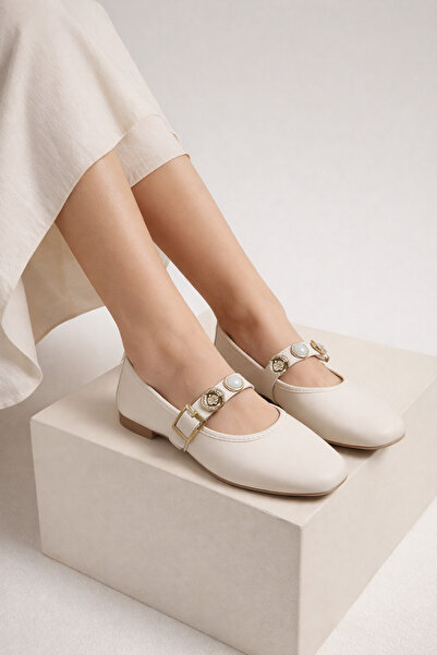 infinite8 Бежови плоски обувки Mary Jane - златна катарама с перлена украса Е...