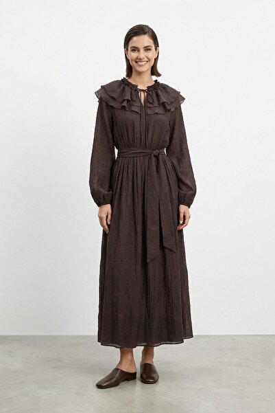 Soul فستان نسائي بحزام وياقة مكشكشة - 32488ELB - بني