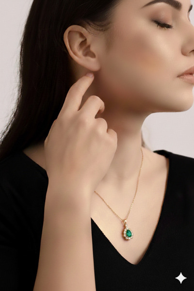 ADA LİFE GÜMÜŞ (ÇANTALI KUTULU) 925 Ayar Gümüş Damla Taşlı Model Zirkon Taşlı Kadın Kolye