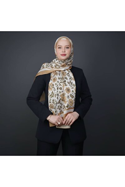 TAMA شال بني بتصميم غصن الزهرة