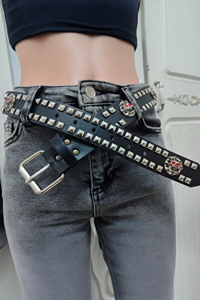Köstebek Black Gothic Red Eyes Skull Pyramid Studded Leather Belt