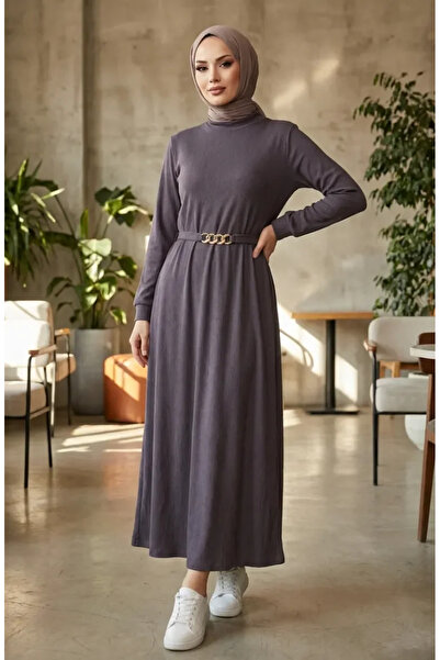 sefamerve Скромна рокля с колан 2226-02 Сива