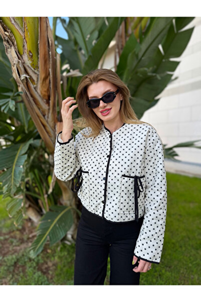 Store Puantiyeli Bağcıklı Kapitone Ceket Krem