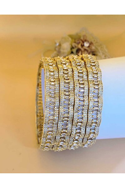 Rania Trends Stunning plated bracelets with a captivating sparkle and dazzlin...