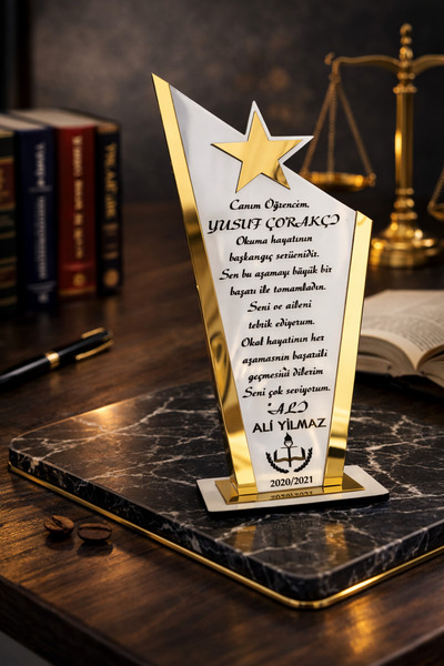 yucisaatleri Plaket kişiye özel olarak hazırlanabilir yazı ve isim yazılabile...