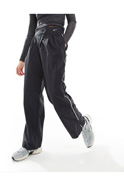 Nike Sportswear Mid-Rise Repel Asymmetrical-Waist Bol Kalıp Yüksek Belli Siya...