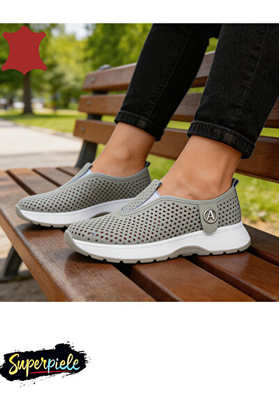 ANGEL BLUE Women's casual shoes made of natural Leather with perforated soles