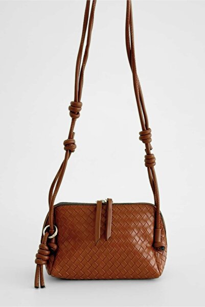 Yuka Atelier Valeria Mini Knit Teksturirano Križ i Torba za rame