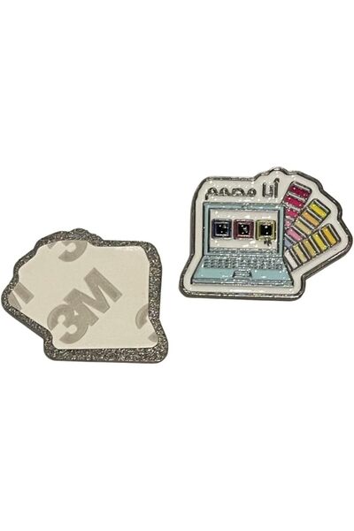 golden pineapple أنا رسام، أستخدم ملصقات الهواتف المحمولة وأجهزة الكمبيوتر ال...