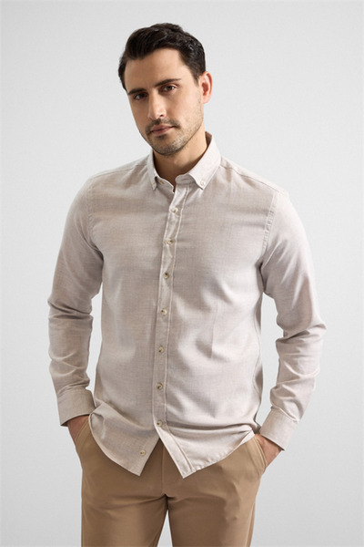 SÜVARİ Ekru Slim Düğmeli Yaka Düz Cepsiz Casual Gömlek