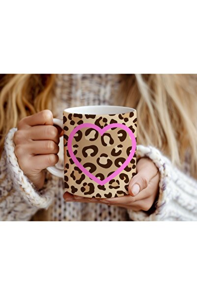 Beramussa كوب بتفاصيل قلب وردي ونقشة جلد الفهد - كوب هدية بنقشة حيوانات فرابان
