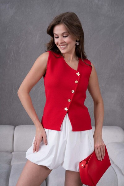 Noi Belis Asimetrična pletenina sa detaljima velikih dugmadi Prsluk SS26YL0001