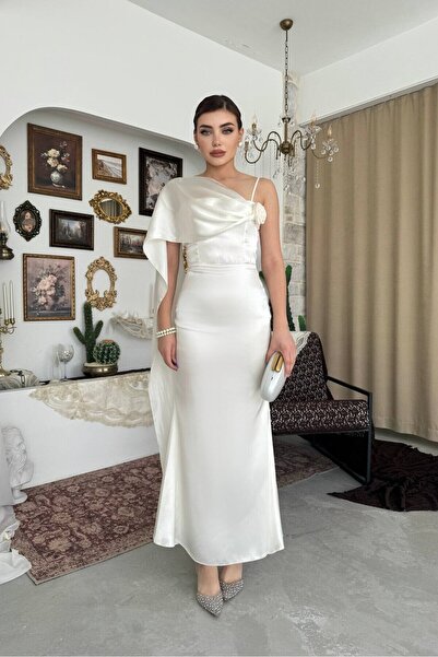 Hollyhocks Сукня з деталізованим коміром з трояндами