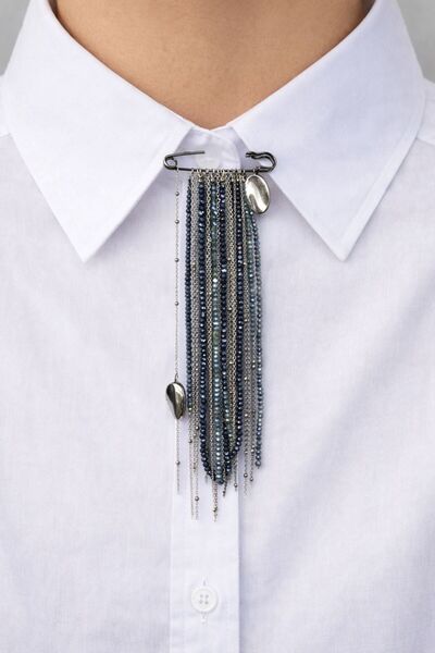 zamansız takı broş