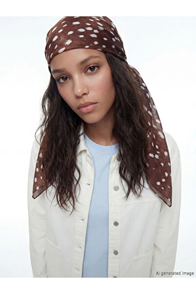 LC Waikiki مجموعة ميرال: وشاح نسائي بني منقوش