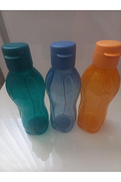 Tupperware Bottle