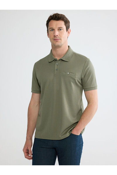 LC Waikiki Alita city polo neck men's t-shirt: stand out from the crowd