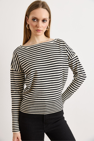 Olalook Women's Black Striped Viscose Soft Textured Knitwear Blouse Blz-19003237