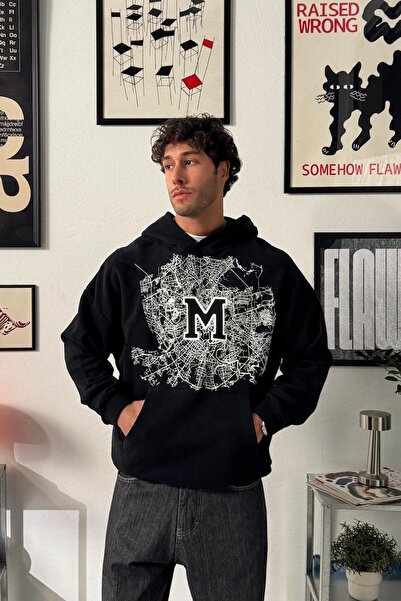 Flaw Wear هودي بقبعة مطبوع عليها M