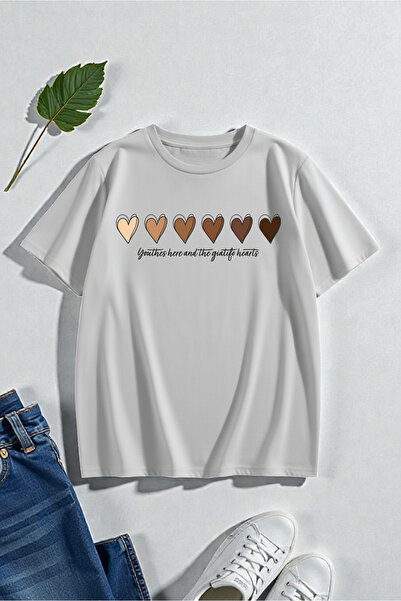 uyguntarz Unisex Hearts Printed Design T-shirt