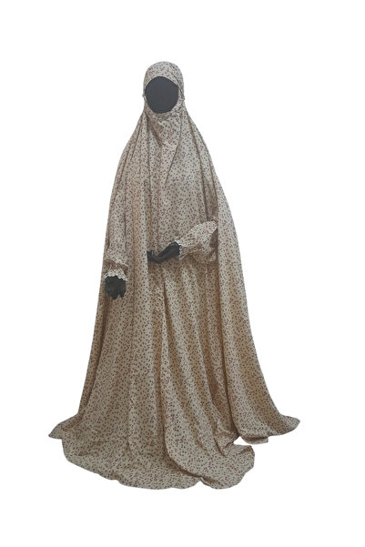 Generic Wide, regular-sized robe