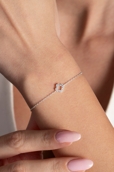 Elika Silver 925 Ayar Gümüş Minimal Yonca Bileklik