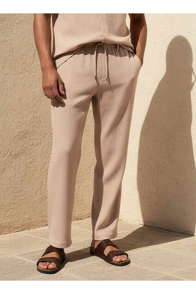 Iconic Men Regular Fit Crinkled Casual Pants