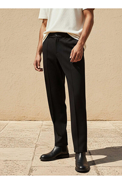 Iconic Men Relaxed Fit Formal Trousers