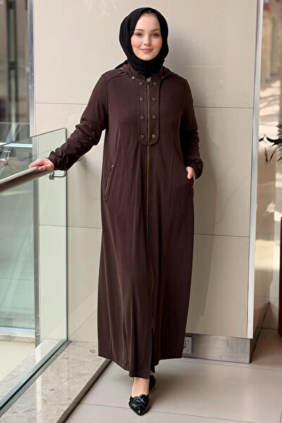 Nurcan Çetin Önü Pat Detaylı Kapşonlu Tam Boy Fermuarlı Ferace