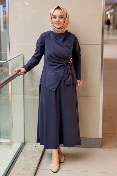 Nuss Toka Detaylı Asimetrik Bluz Etek Takım