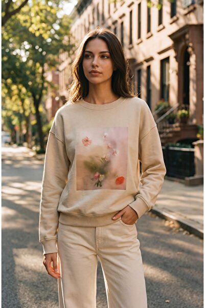 Amia&Co. Beige Oversized Printed Women's Sweatshirt