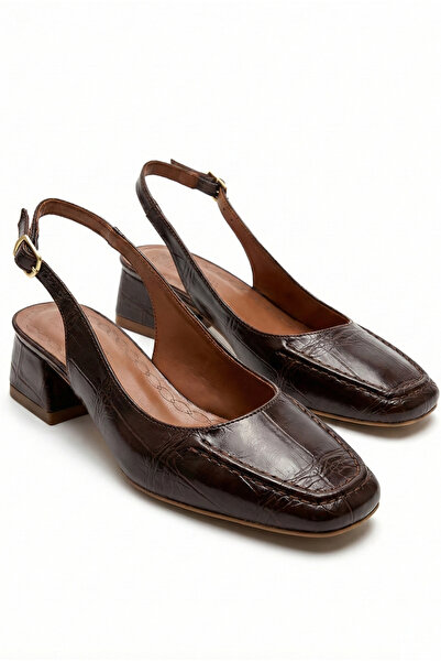 Shoesers Women's Brown Crocodile Design Ankle Strap Flat Toe Casual Shoes Hee...