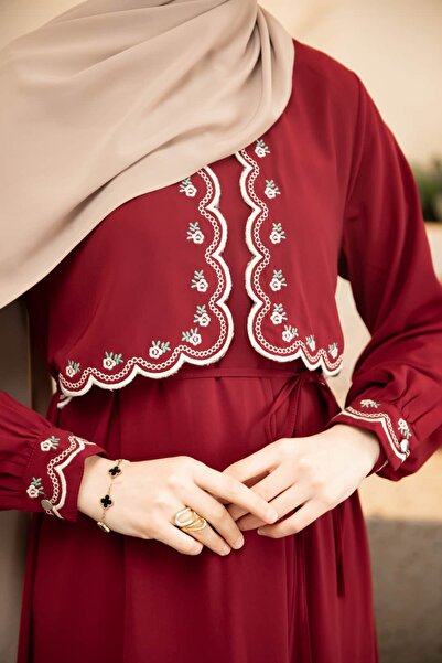 Nissra Ankanoor Embroidery and Cape Detailed Medina Silk Dress Anka265134