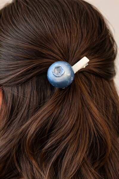 TAKIŞTIR Bočna kopča u obliku borovnice